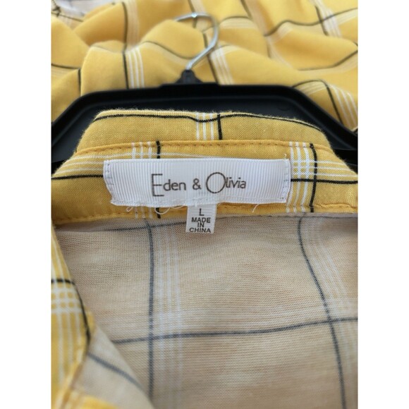 Eden & Olivia Yellow Short Sleeve Button Down Women Size L - Picture 3 of 3